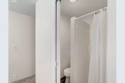 2610 NE 107th Ave, Portland, OR 97220 - Photo 21