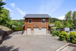 210 SE Whitten Rd, Mill City, OR 97360 - Photo 9