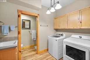 210 SE Whitten Rd, Mill City, OR 97360 - Photo 37