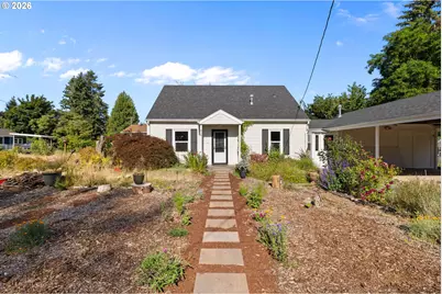 915 N Locust St, Canby, OR 97013 - Photo 1