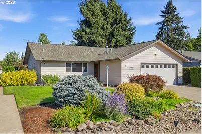 404 S Columbia Dr, Woodburn, OR 97071 - Photo 1