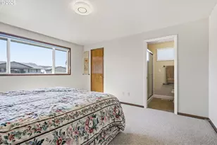 404 S Columbia Dr, Woodburn, OR 97071 - Photo 13