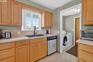 2488 Viewmont Ave, Springfield, OR 97477 - Photo 15