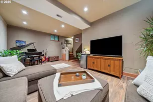 30625 SW Riverwood Dr, West Linn, OR 97068 - Photo 35