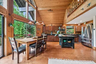 30625 SW Riverwood Dr, West Linn, OR 97068 - Photo 13