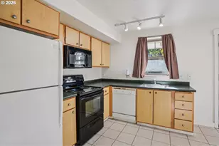 737 NE 99th Ave, Portland, OR 97220 - Photo 11