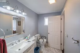 2990 Harding Ct, Sweet Home, OR 97386 - Photo 17