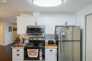 2990 Harding Ct, Sweet Home, OR 97386 - Photo 9