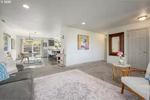 6189 Forest Ridge Dr, Springfield, OR 97478 - Photo 7