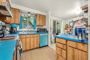 7135 SW Surfland St, South Beach, OR 97366 - Photo 9