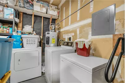 7135 SW Surfland St, South Beach, OR 97366 - Photo 17