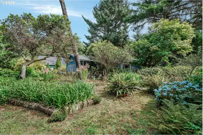 7135 SW Surfland St, South Beach, OR 97366 - Photo 19