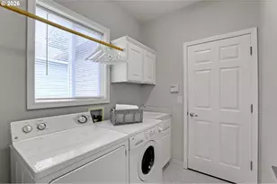 9719 NW Fleischner St, Portland, OR 97229 - Photo 35