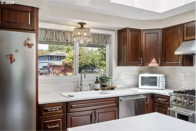 4851 Thunderbird St, Eugene, OR 97404 - Photo 13