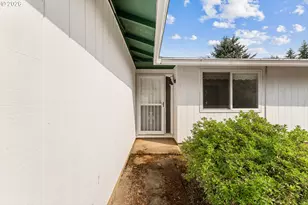 15035 Glen Oak Rd, Oregon City, OR 97045 - Photo 3