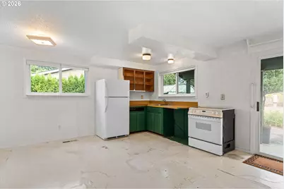 15035 Glen Oak Rd, Oregon City, OR 97045 - Photo 9
