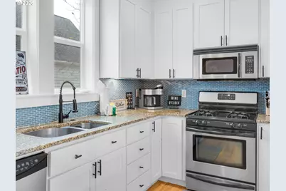 2746 SW Barnacle Ave, Lincoln City, OR 97367 - Photo 13