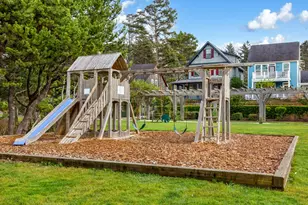 2746 SW Barnacle Ave, Lincoln City, OR 97367 - Photo 39