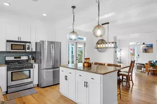 2746 SW Barnacle Ave, Lincoln City, OR 97367 - Photo 11