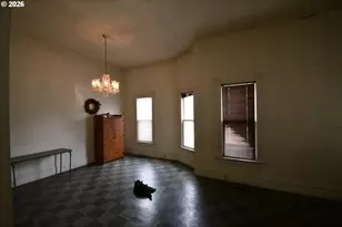 1103 E 11th St, The Dalles, OR 97058 - Photo 9