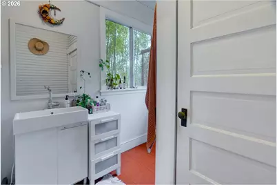 4136 NE 10th Ave, Portland, OR 97211 - Photo 13