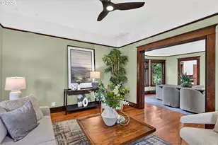 306 SE 15th Ave, Portland, OR 97214 - Photo 9