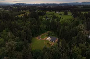 19209 S Ridge Rd, Oregon City, OR 97045 - Photo 3