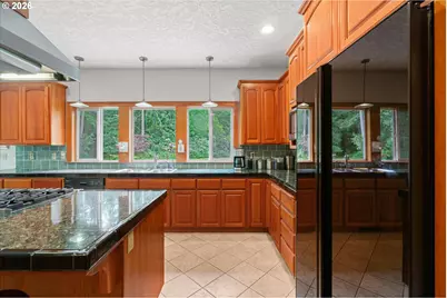19209 S Ridge Rd, Oregon City, OR 97045 - Photo 13