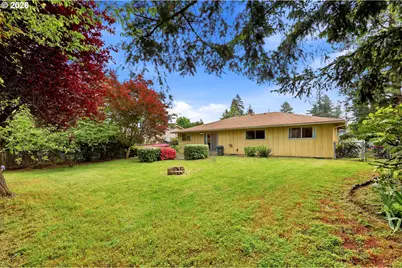 3003 SE 162nd Ave, Portland, OR 97236 - Photo 3