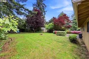 3003 SE 162nd Ave, Portland, OR 97236 - Photo 3