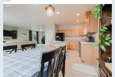 311 W Jadon Dr, Lebanon, OR 97355 - Photo 17