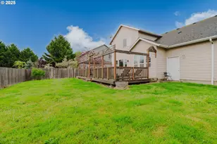 311 W Jadon Dr, Lebanon, OR 97355 - Photo 3