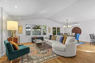 17459 SE Mill St, Portland, OR 97233 - Photo 9