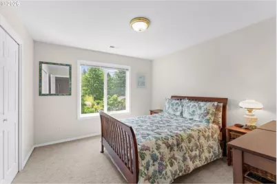 2325 SW Huber Ct, Portland, OR 97219 - Photo 29