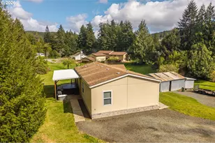 93380 Luscombe Loop, Coos Bay, OR 97420 - Photo 19