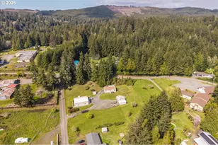 93380 Luscombe Loop, Coos Bay, OR 97420 - Photo 33