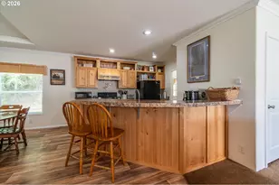 93380 Luscombe Loop, Coos Bay, OR 97420 - Photo 9