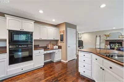 790 E 15th Cir, La Center, WA 98629 - Photo 15