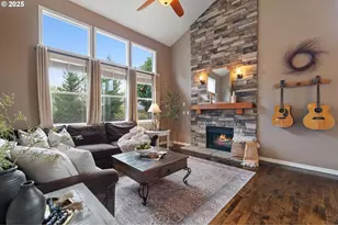 790 E 15th Cir, La Center, WA 98629 - Photo 9