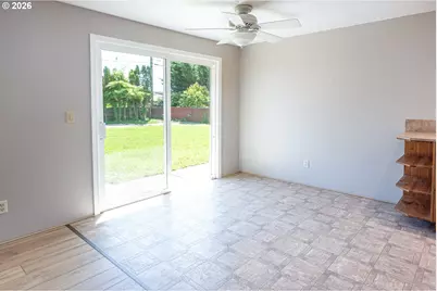2221 NW 11th St, Corvallis, OR 97330 - Photo 7