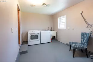 2221 NW 11th St, Corvallis, OR 97330 - Photo 31