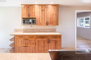 2221 NW 11th St, Corvallis, OR 97330 - Photo 11