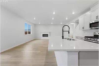 18955 SW Eureka Ln, Beaverton, OR 97007 - Photo 3