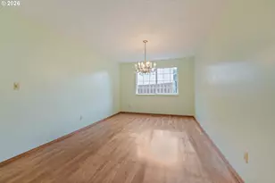 14575 SW Glenbrook Rd, Beaverton, OR 97007 - Photo 9