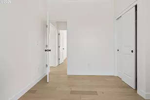 10236 NE Beech St, Portland, OR 97220 - Photo 35