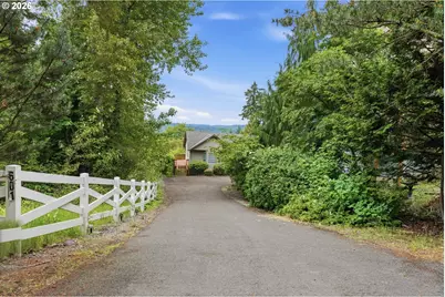 601 N 5th St, Kalama, WA 98625 - Photo 3