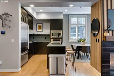 752 NW 12th Ave, Portland, OR 97209 - Photo 17