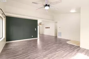 106 Umpqua View Dr, Roseburg, OR 97471 - Photo 9