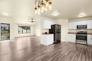 106 Umpqua View Dr, Roseburg, OR 97471 - Photo 9