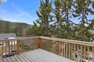 106 Umpqua View Dr, Roseburg, OR 97471 - Photo 17